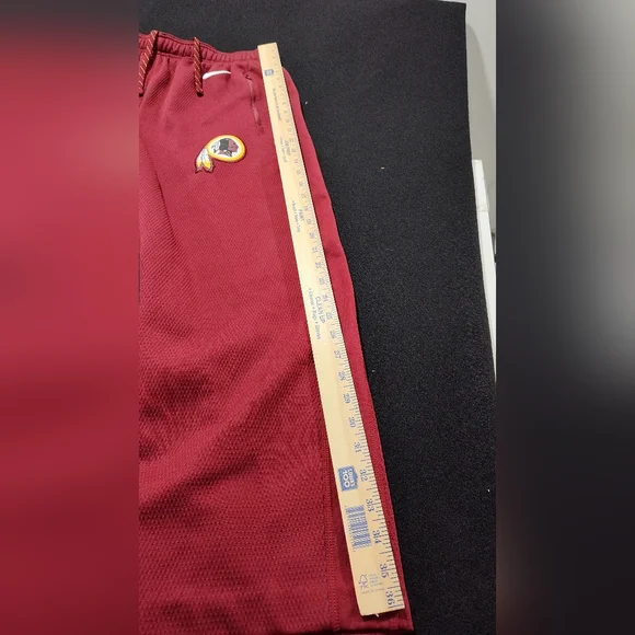 Nike NFL Washington Redskins Men's Therma-Fit Jogging Pants, Size Large, Maroon - Picture 10 of 10